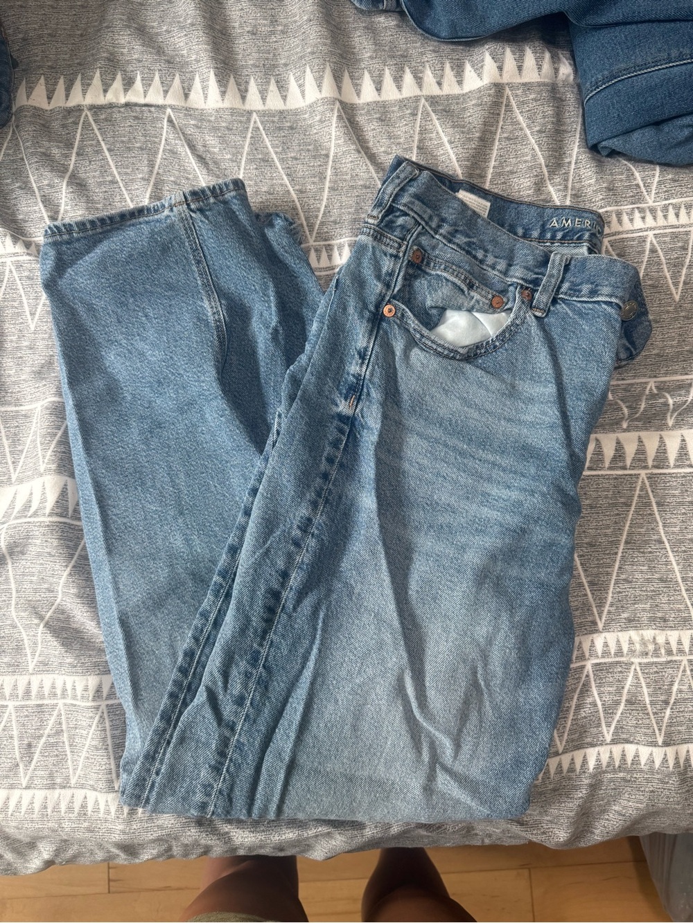 American Eagle High Rise Straight Jeans